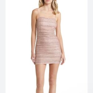 NWT Lulu Flirty Vibes Light Pink Mini Dress, Size M.